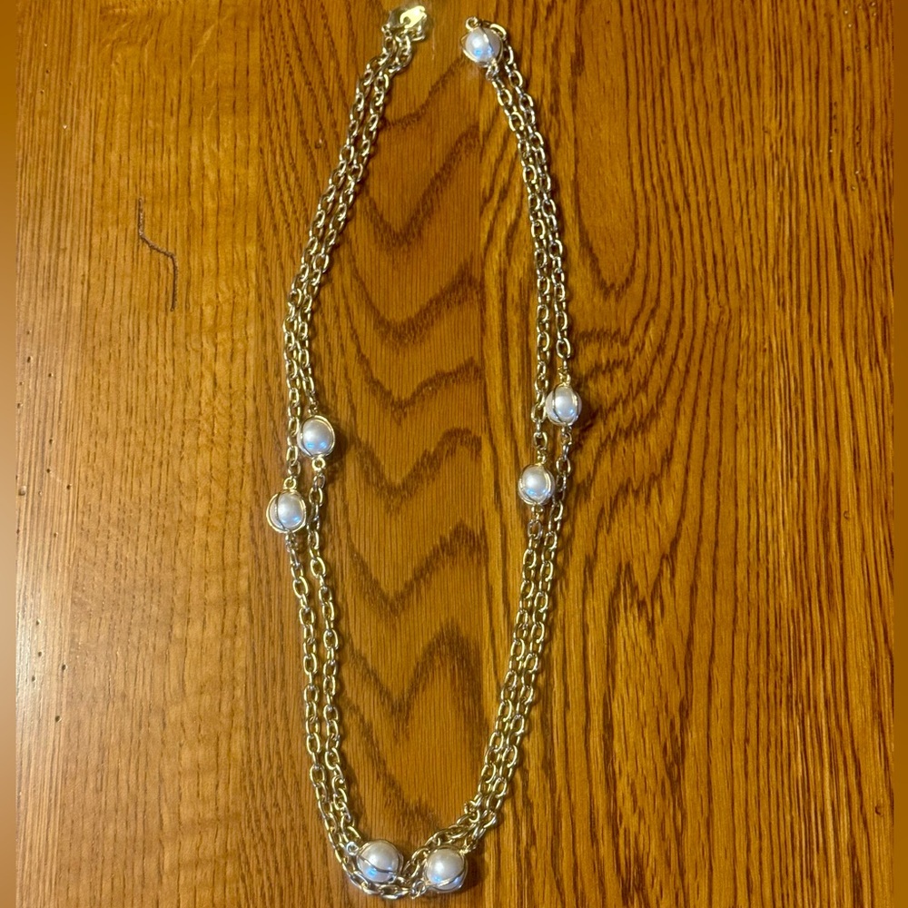 Vintage Gold Tone Faux Pearl Station Long Necklace 25”Layering Chain Classic - Picture 2 of 9